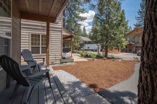 11313 Wolverine Cir, Truckee, CA 96161-2855