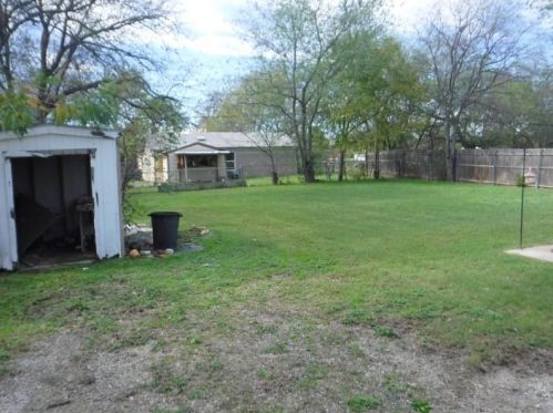 220 San Angelo Ave, Fort Worth TX  76126-2529 exterior