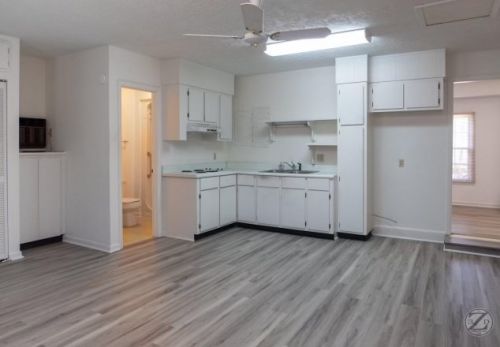409 Forest Lake Dr, Warner Robins GA  31093-1023 exterior