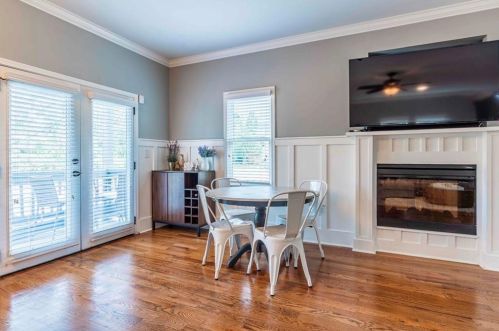 102 Hogue St, Atlanta GA  30312-1622 exterior