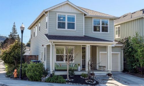 707 Larkspur Dr, Healdsburg, CA 95448-4777
