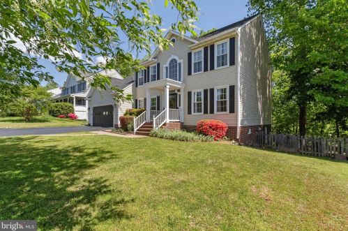 10213 Hampton Ln, Fredericksburg, VA 22408-5513