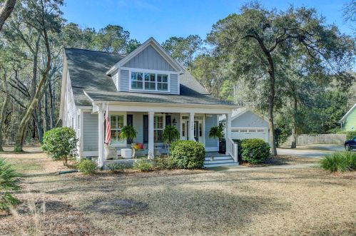 3208 Fosters Glenn Dr, Johns Island, SC 29455-7561