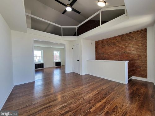 931 11 St, Philadelphia PA  19147-1901 exterior