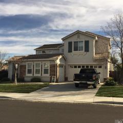 1097 Crystal Springs Dr, Vacaville, CA 95688-8761