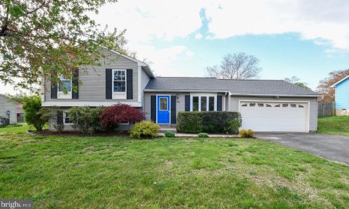 7108 Kenny Ln, Fredericksburg, VA 22407-8519