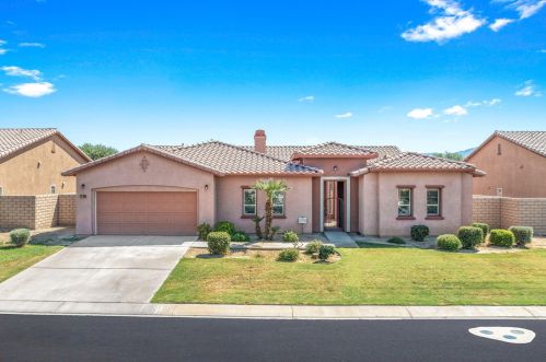82809 Larsen Dr, Indio, CA 92203-4014