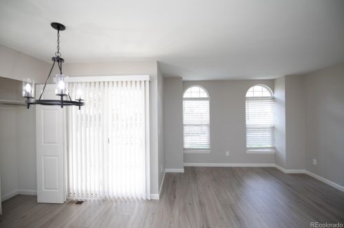 5712 Asbury Pl, Denver CO  80227-2593 exterior
