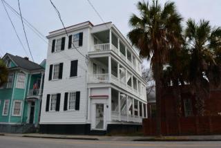 148 Saint Philip St, Charleston, SC 29403-5481