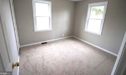 166 Samdin Blvd, Trenton NJ  08610-3933 exterior