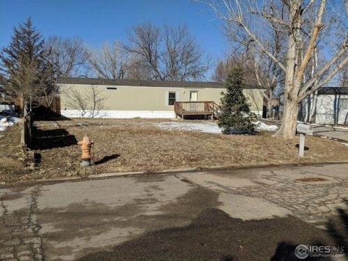 4219 Grand Teton Rd, Greeley CO  80634-9127 exterior