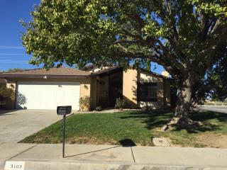 3103 Glad Way, Lancaster, CA 93536-6113