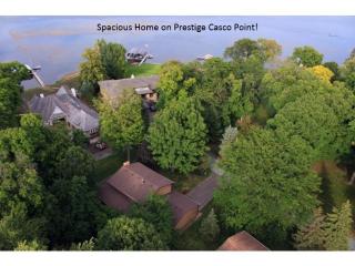 2715 Caroline Ave, Orono, MN 55391-9712