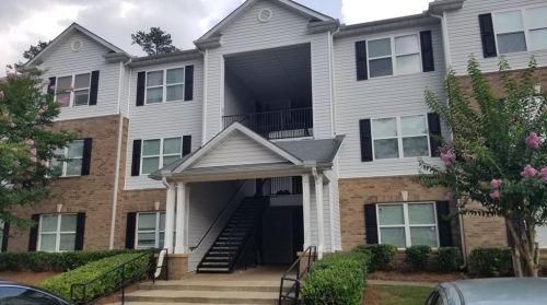 10103 Fairington Ridge Cir, Lithonia, GA 30038-5628