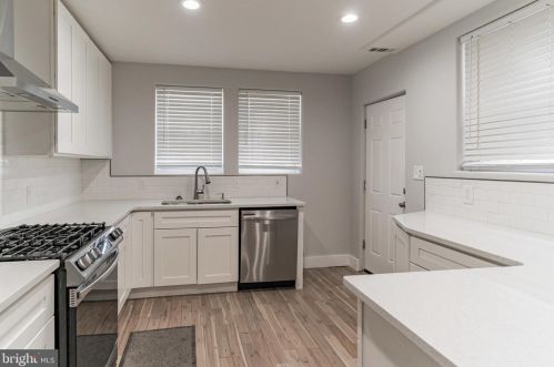 5043 9th St, Philadelphia, PA 19141-3914