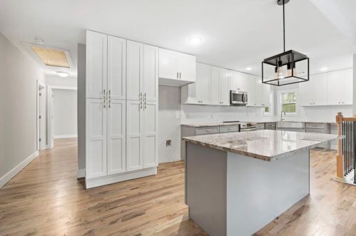 2732 Miles Cir, Atlanta GA  30344-3743 exterior