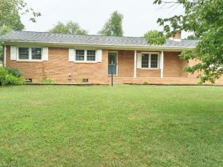 166 Roberts Rd, Eden, NC 27288-7642