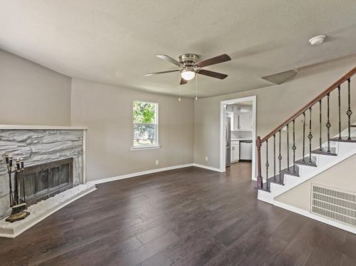 4220 Lakewood Dr, Fort Worth TX  76135-2703 exterior