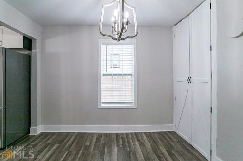 2279 Carver Cir, Atlanta GA  30314-2556 exterior