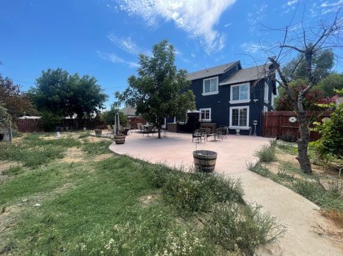 46096 Valeria Ave, Dos Palos, CA 93620-2805