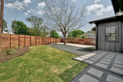 4703 Delores Ave, Austin TX  78721-2001 exterior