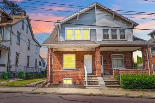 2410 4th St, Allentown, PA 18103-6824