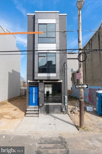 1937 4 St, Philadelphia PA 19140-2417 exterior