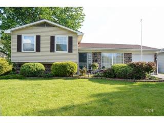 218 Jill Ln, Streamwood, IL 60107-1158