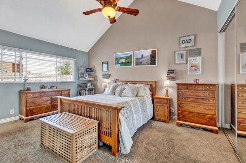 6236 Woodsboro Ave, Anaheim CA  92807-2347 exterior