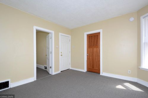 1189 Burr St, Saint Paul MN  55130-3633 exterior