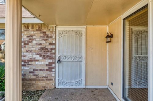 3005 Woodlark Dr, Fort Worth TX  76123-1034 exterior