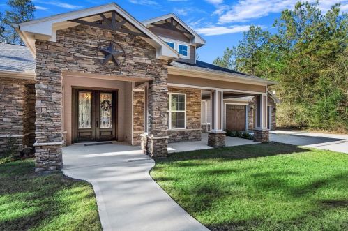 26400 Saddlehorn Dr, Waller, TX 77484-4062