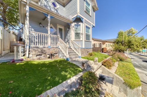 352 Main St, Grass Valley, CA 95945-6510