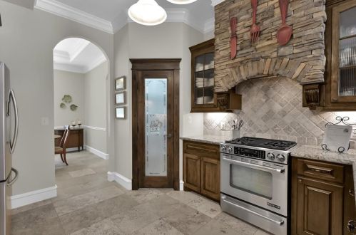 1612 Sweet Gum St, Conroe TX  77385-9530 exterior