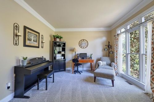 316 Oak Hill Ln, Holly Springs, GA 30115-5432