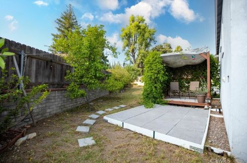 4217 Boston Ave, Glendale CA  91214-2411 exterior