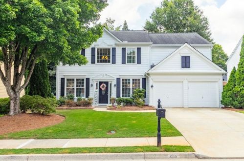 2156 Soque River Dr, Duluth, GA 30097-8100