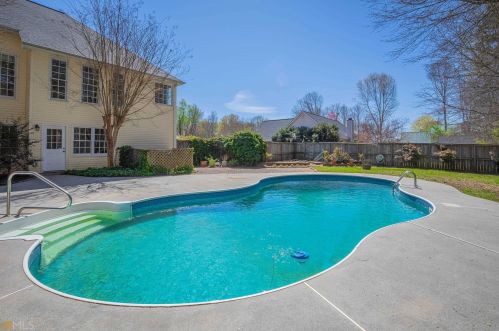 60 Monte Ln, Jefferson GA  30549-6904 exterior