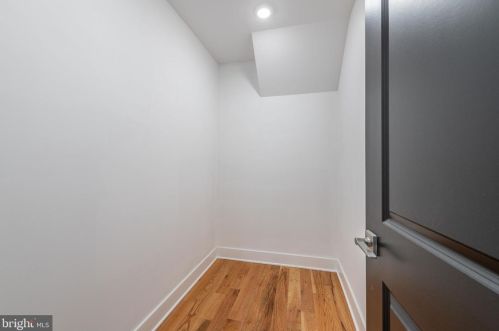 1165 12 St, Philadelphia PA 19148-1002 exterior