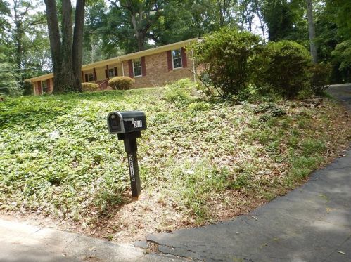 2618 Beechwood Dr, Marietta, GA 30062-4731