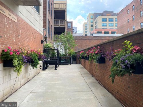 112 2nd St, Philadelphia PA  19106 exterior