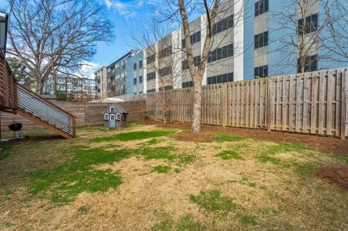 125 Holiday Ave, Atlanta GA  30307-2611 exterior