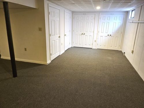 523 Wild Mint Ln, Allentown PA  18104-8408 exterior