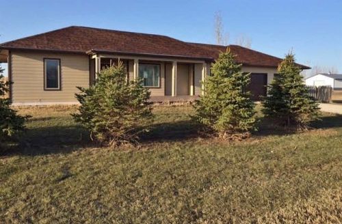 393 6th Ave, Denbigh, ND 58788-4400
