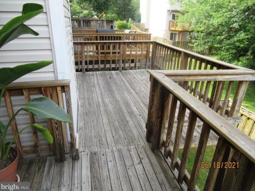 12217 Nutmeg Ct, Woodbridge, VA 22192-1746