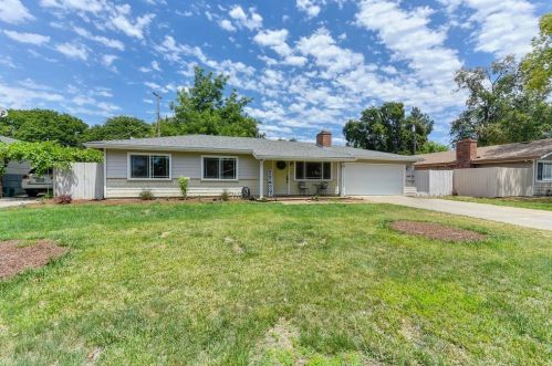 10412 Georgetown Dr, Rancho Cordova, CA 95670-2217