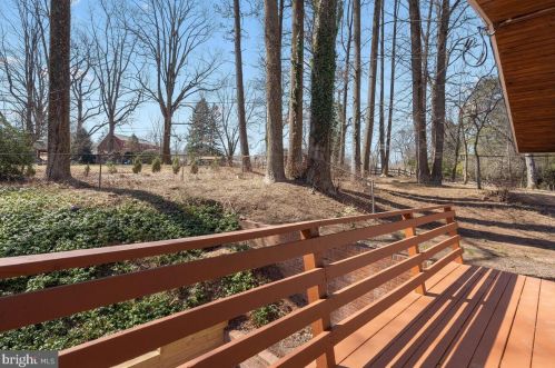 1006 Somerset Ln, Silver Spring MD 20904-6241 exterior