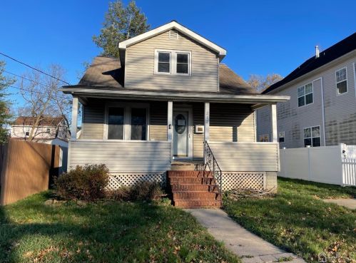 212 University Ave, Metuchen, NJ 08840-1343