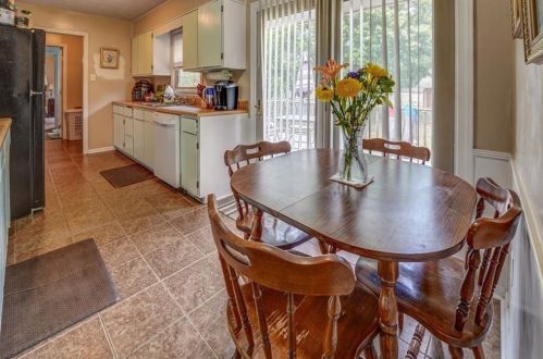 1985 Smyrna Ln, Conyers GA 30094-5158 exterior