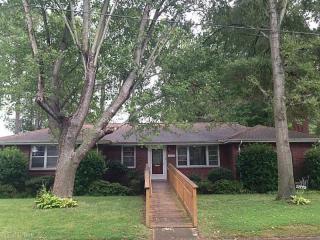 1872 Banning Rd, Norfolk, VA 23518-4912